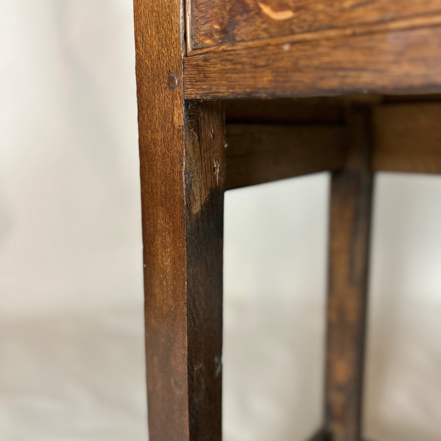 Antique 20th Century Oak Dresser