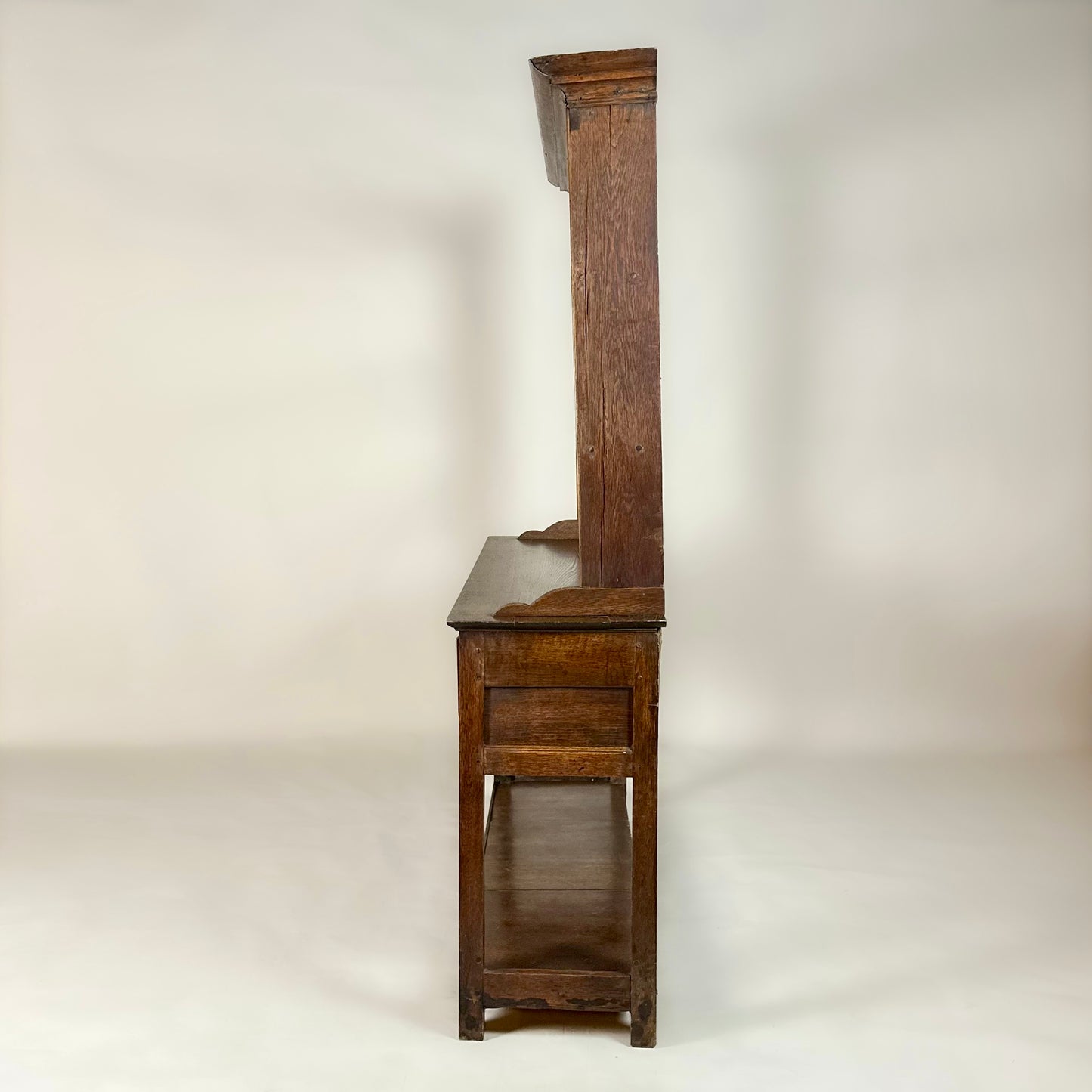 Antique 20th Century Oak Dresser