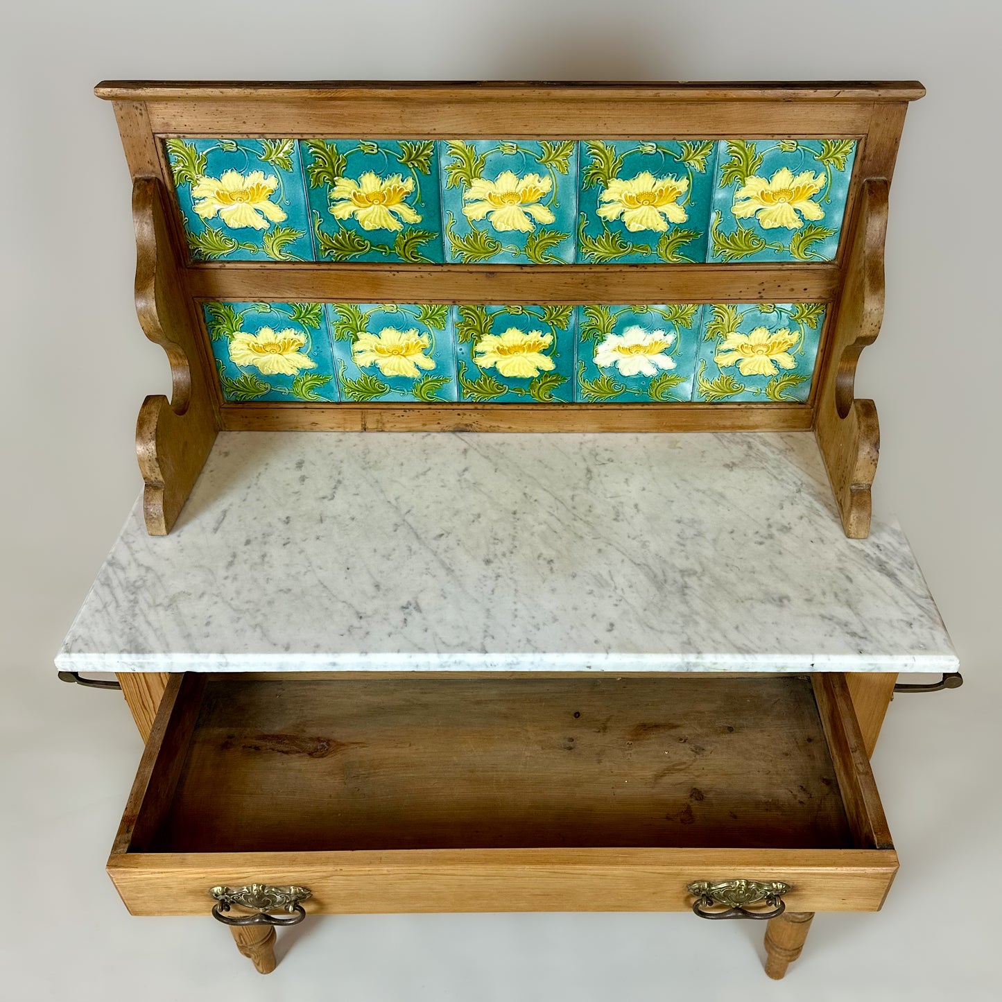 Antique Victorian Pine Washstand