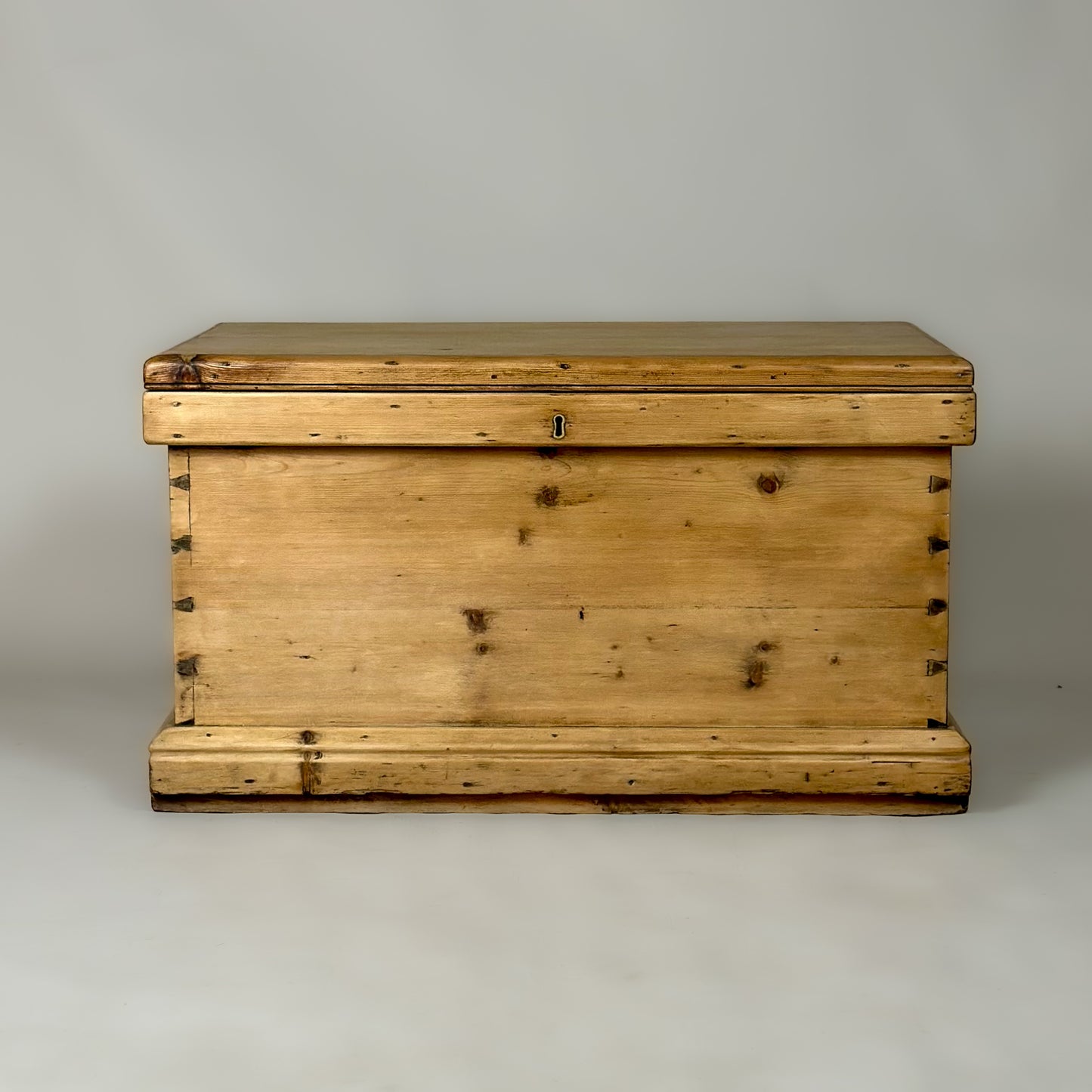 Antique Old Pine Trunk Chest Blanket Box