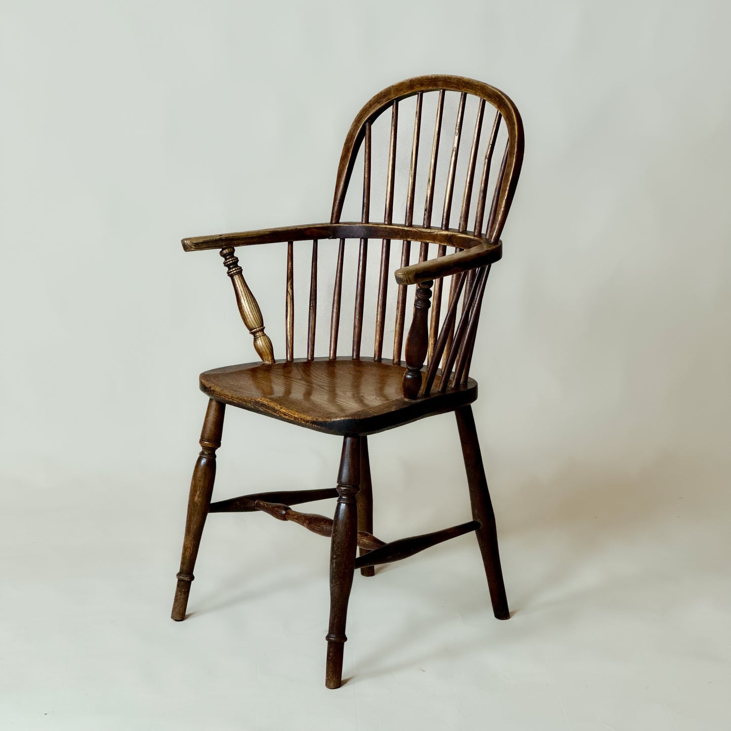 Antique 19th-Century Ash and Elm Windsor Chair