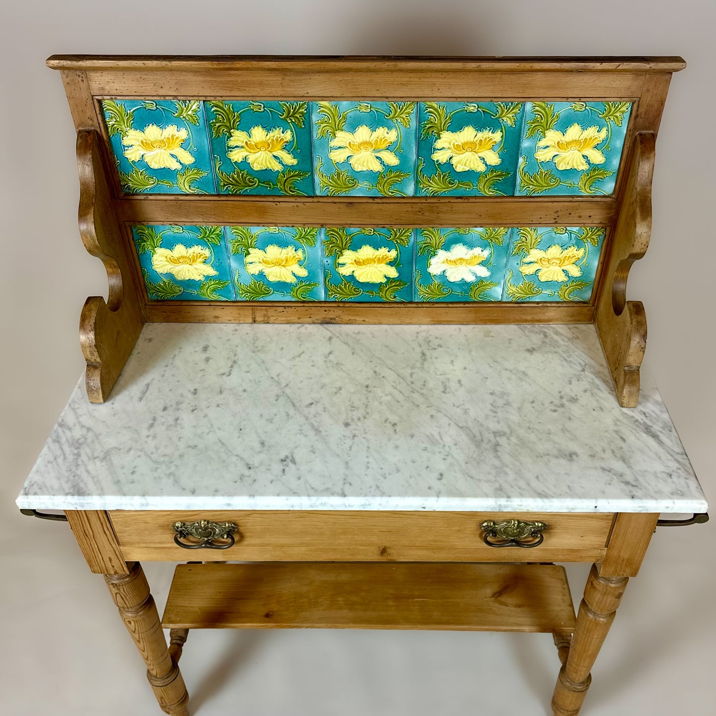 Antique Victorian Pine Washstand
