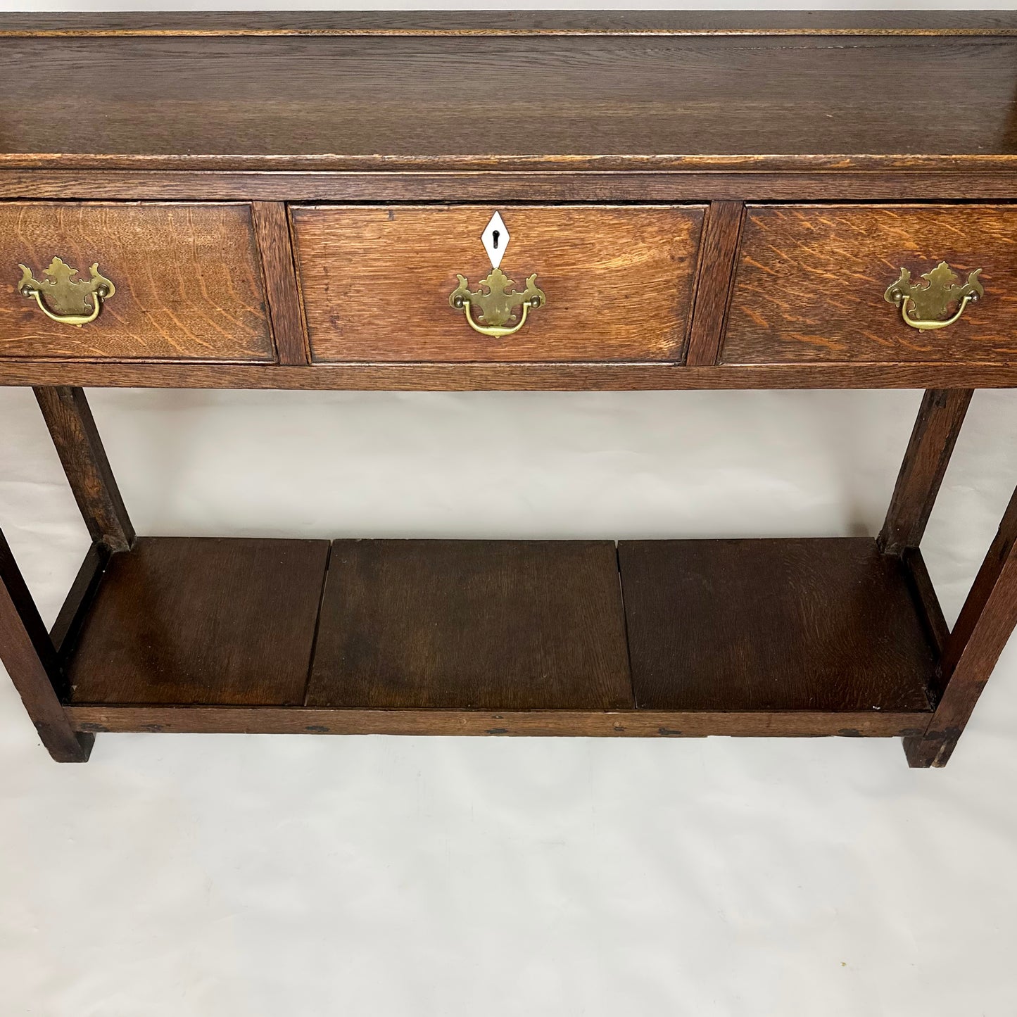 Antique 20th Century Oak Dresser