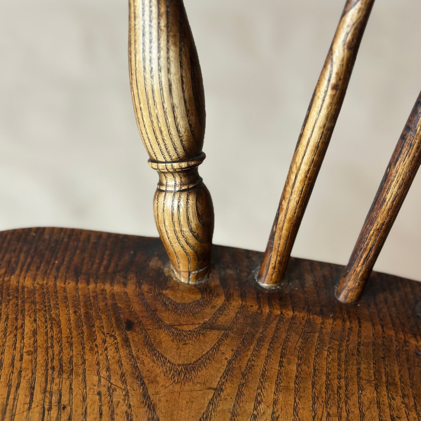 Antique 19th-Century Ash and Elm Windsor Chair