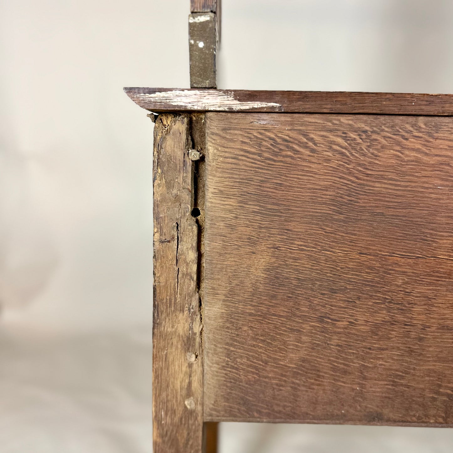 Antique 20th Century Oak Dresser