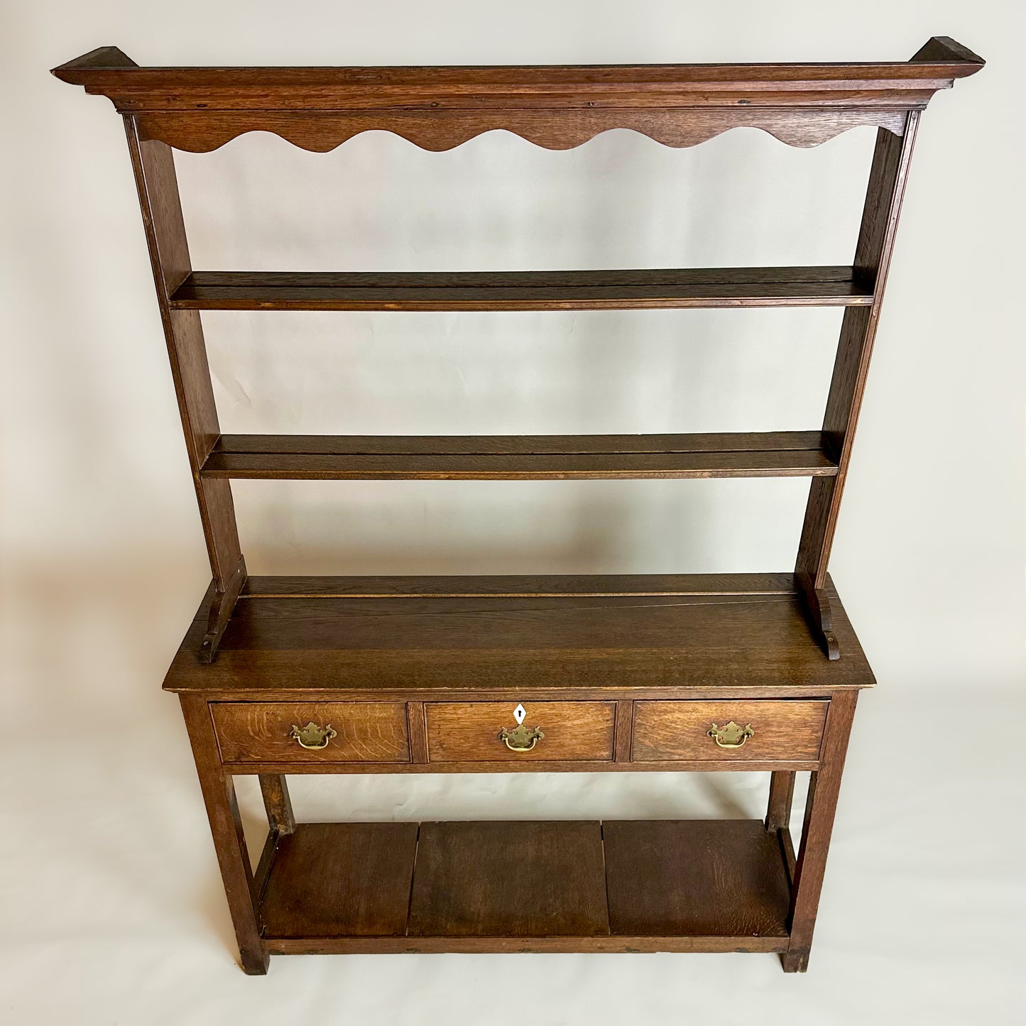 Antique 20th Century Oak Dresser