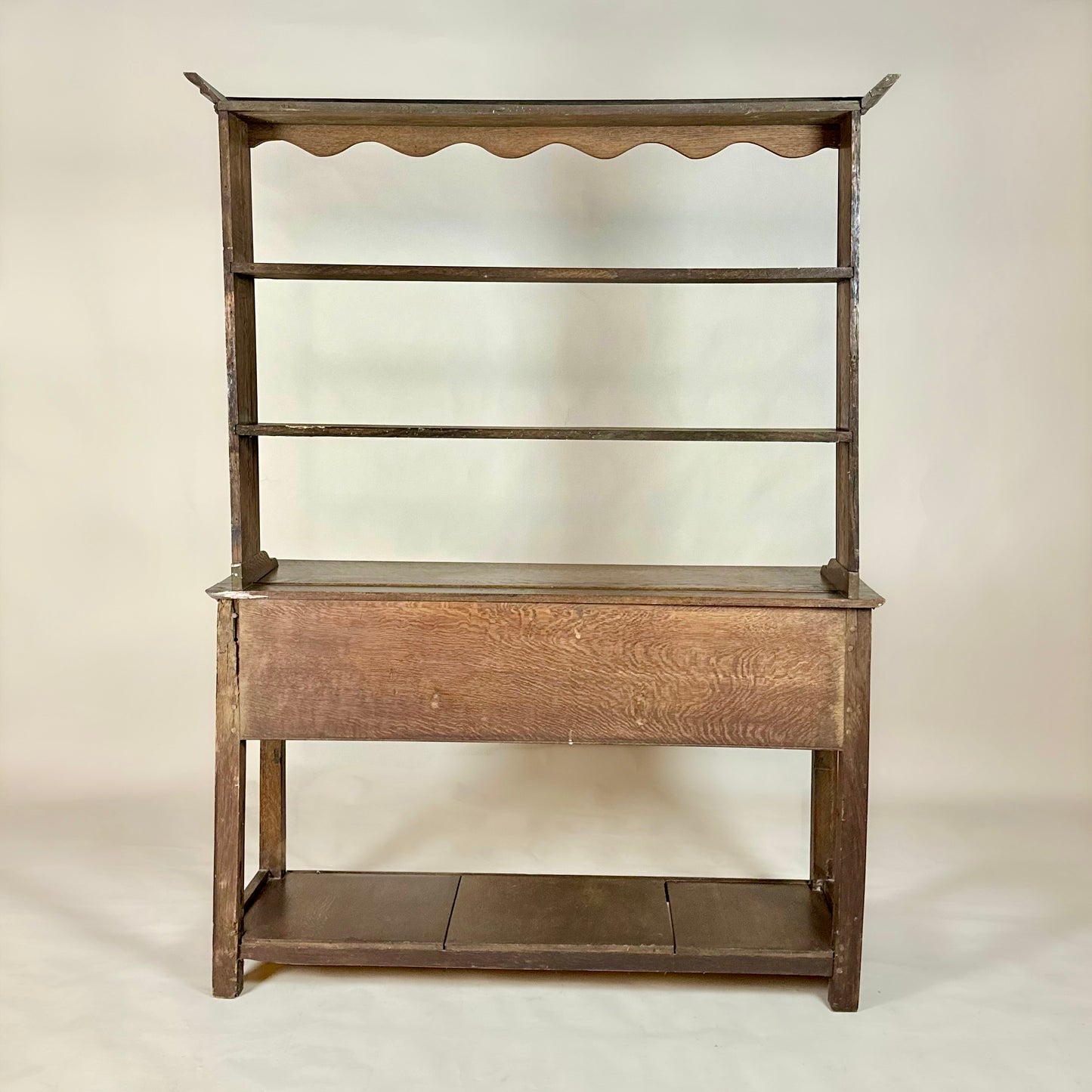 Antique 20th Century Oak Dresser