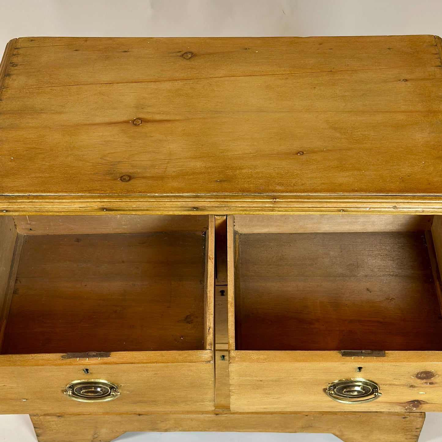 Victorian Antique Small Pine Chest of Drawers