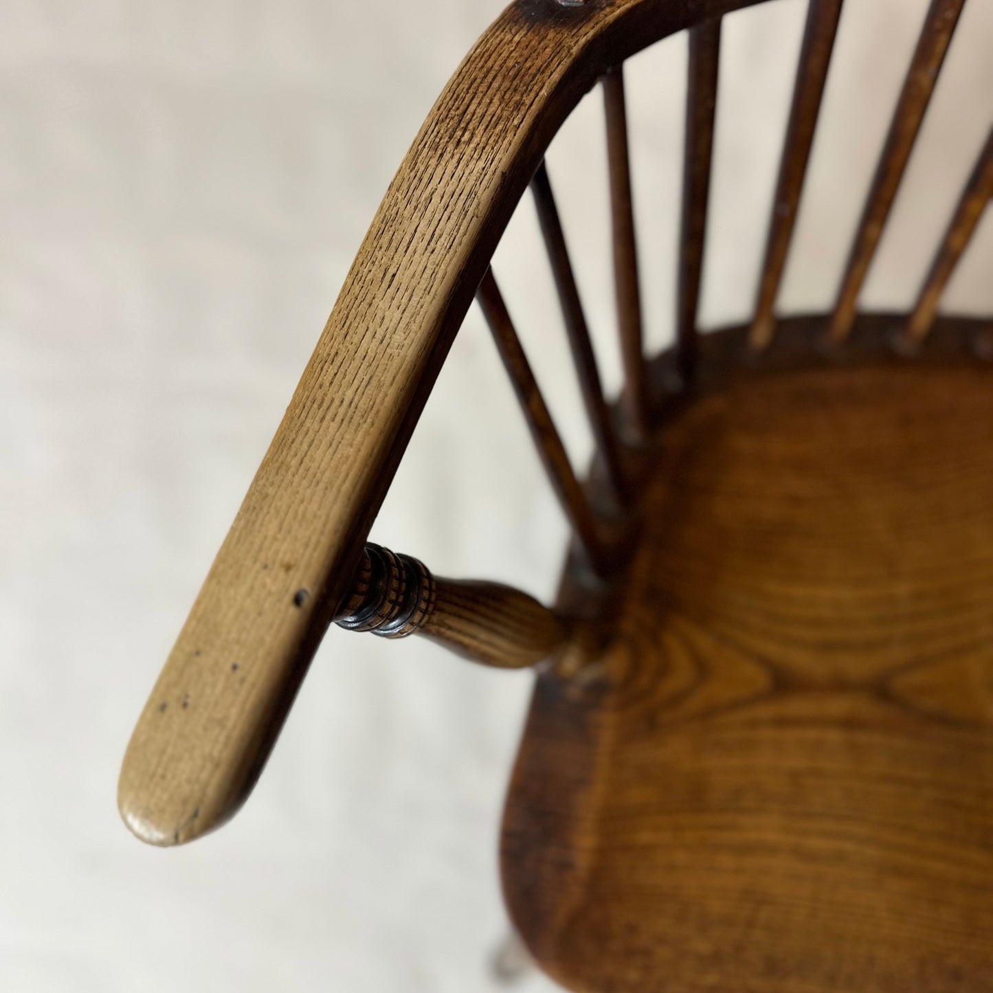 Antique 19th-Century Ash and Elm Windsor Chair