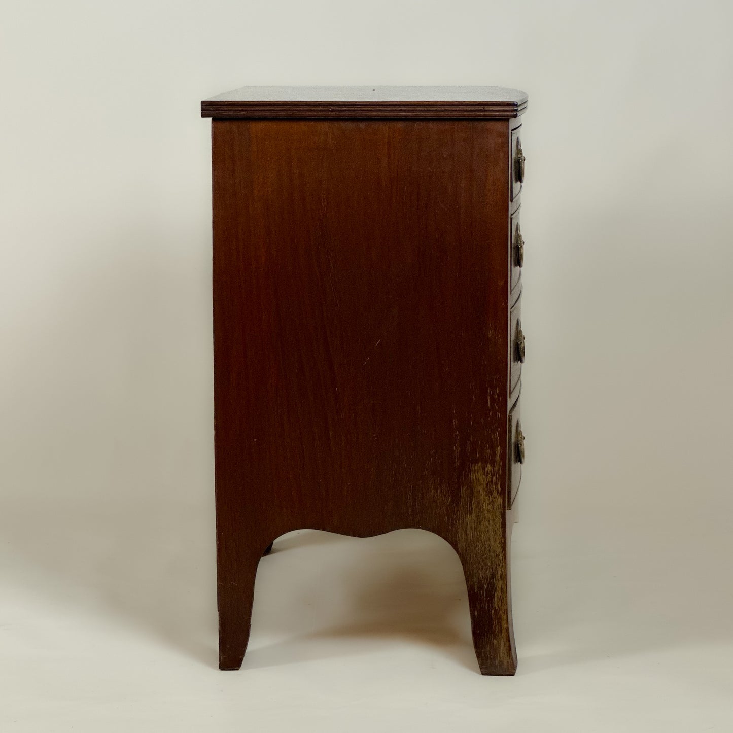 Antique Georgian Mahogany Bow Front Chest of Drawers Of Small Proportions