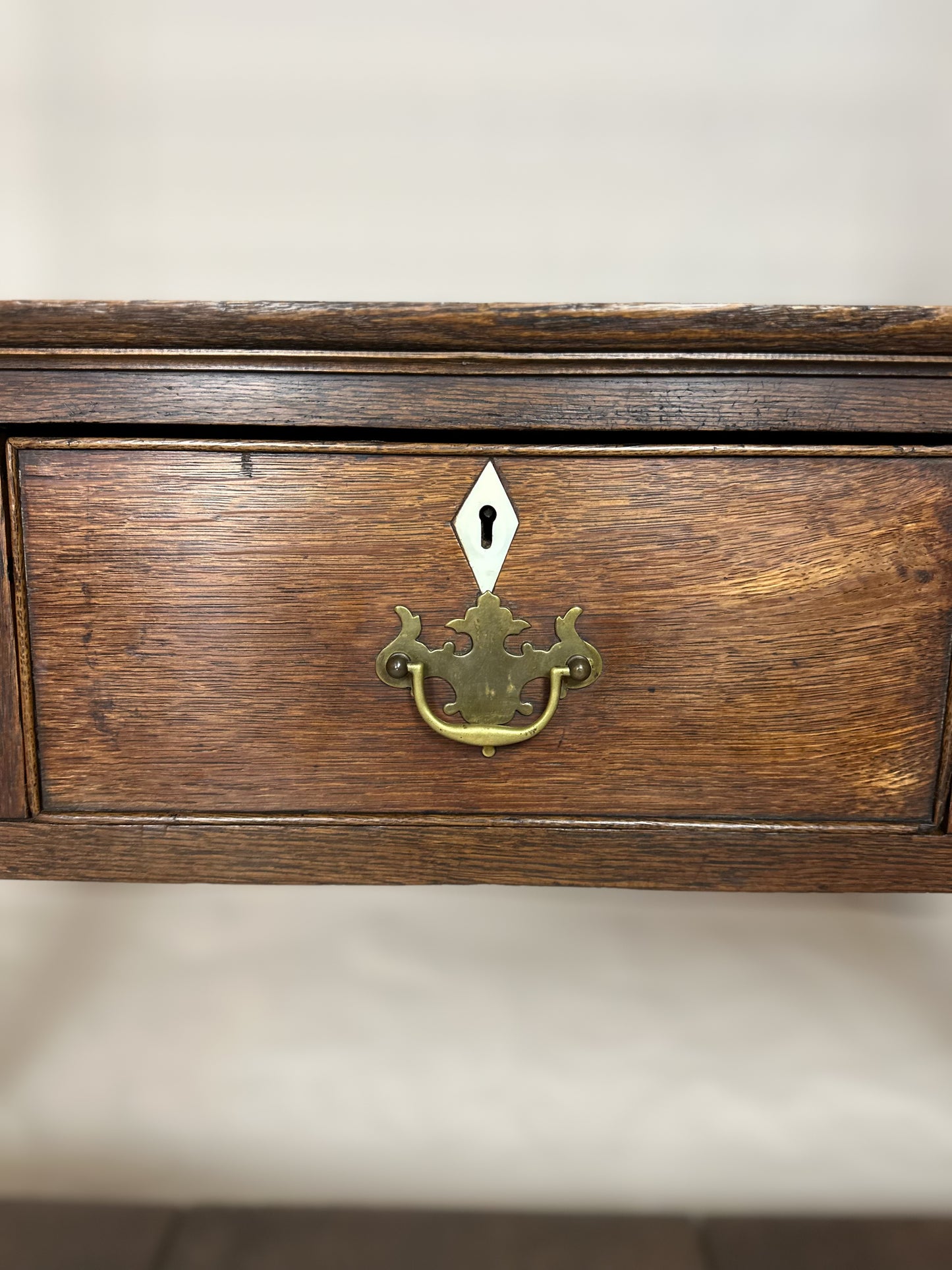 Antique 20th Century Oak Dresser