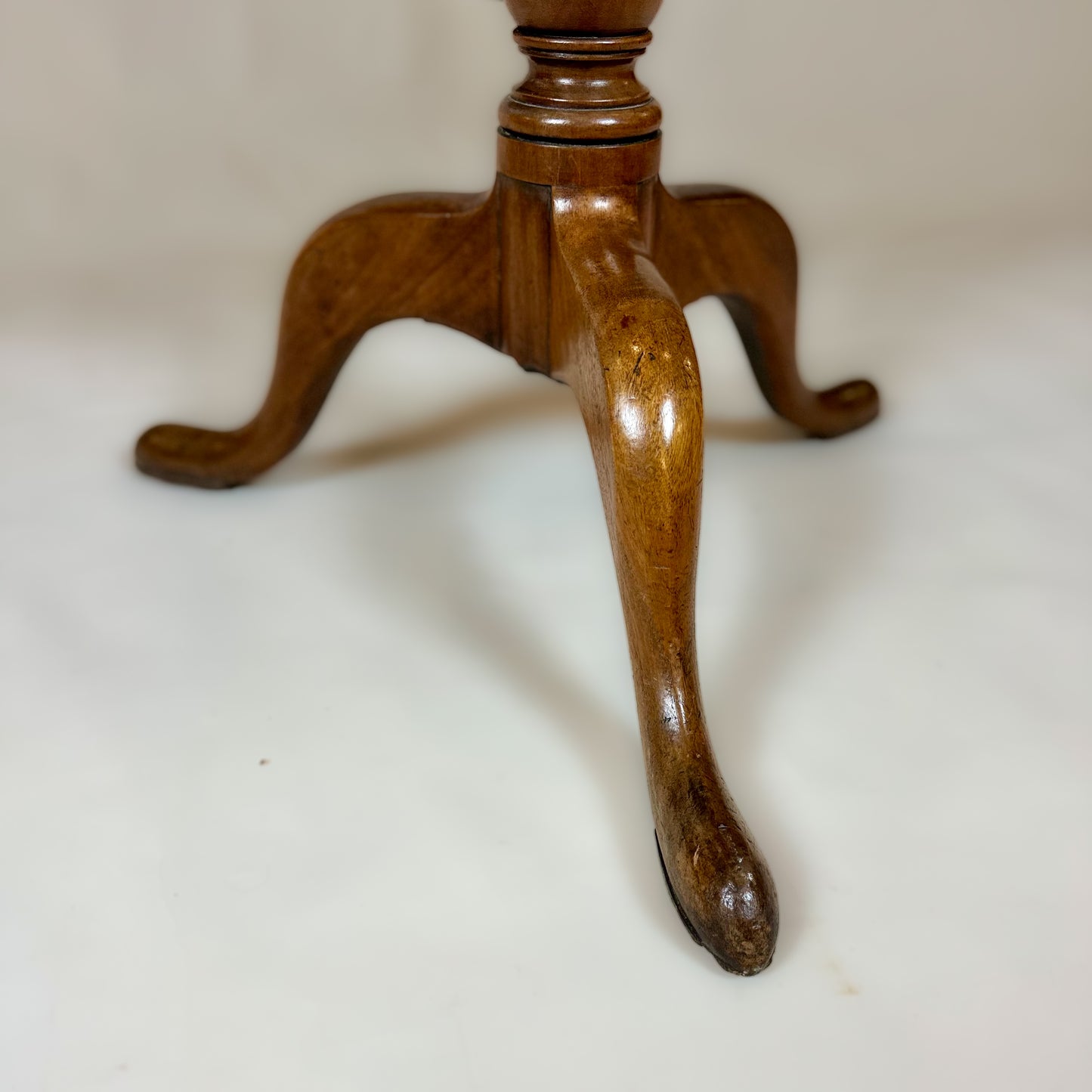 Antique Georgian Cuban Mahogany Tilt Top Table
