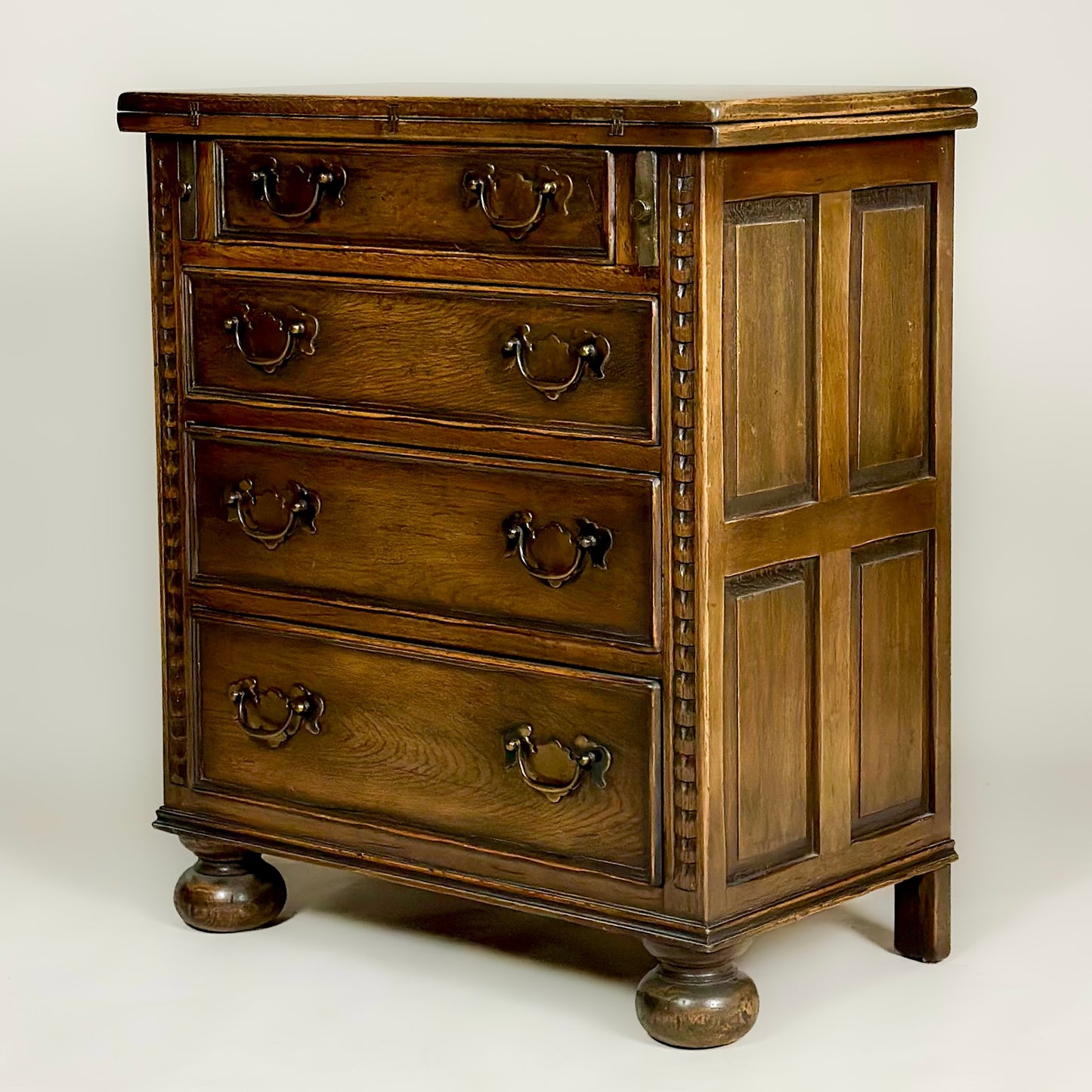 Early 20th-Century American Oak Writing Chest of Drawers