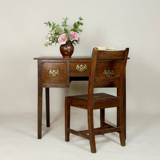 Antique Oak 20th Century Side Table